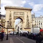 Romantic Close To Le Marais * パリ